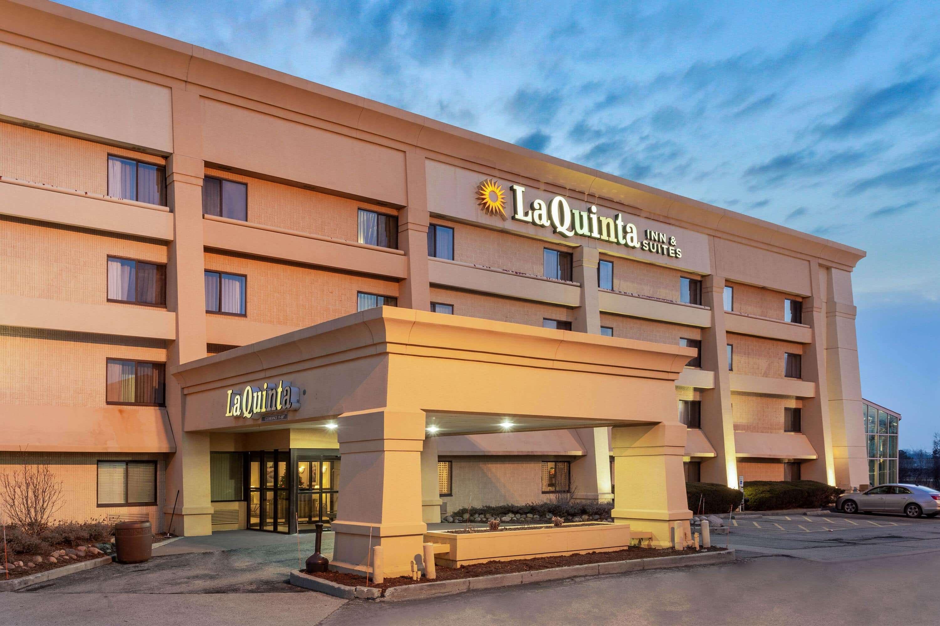 La Quinta By Wyndham Chicago Gurnee Hotell Exteriör bild
